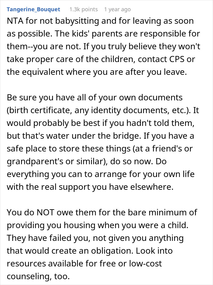 Screenshot of a Reddit comment advising a teen against babysitting step-siblings and suggesting steps for self-protection.