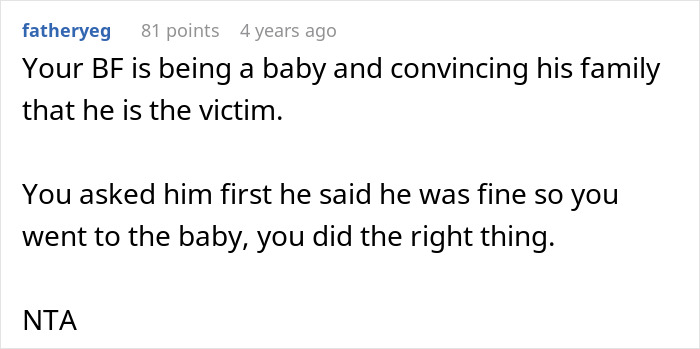 Comment text discussing a guy upset his nurse girlfriend prioritized dogs and a baby after a car crash situation.