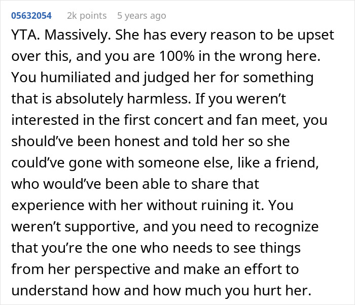 Reddit comment explaining why mocking a girlfriend for fangirling over a K-Pop band is wrong and hurtful.