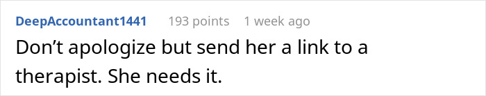 Comment text on a white background about a bride mad at cousin&rsquo;s dress at a wedding, expressing strong advice.