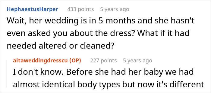 Screenshot of an online discussion about a wedding dress remake and concerns over alterations before the wedding day. Screenshot of an online discussion about a wedding dress remake and concerns over alterations before the wedding day.
