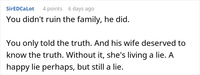 Comment discussing exposing cheaters where a woman finds out her boyfriend has a wife and six kids, feeling guilt after sending receipts.