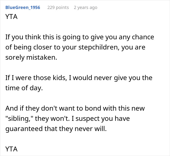 Screenshot of a Reddit comment discussing a woman asking stepchildren about home or boarding school and the challenges of bonding.