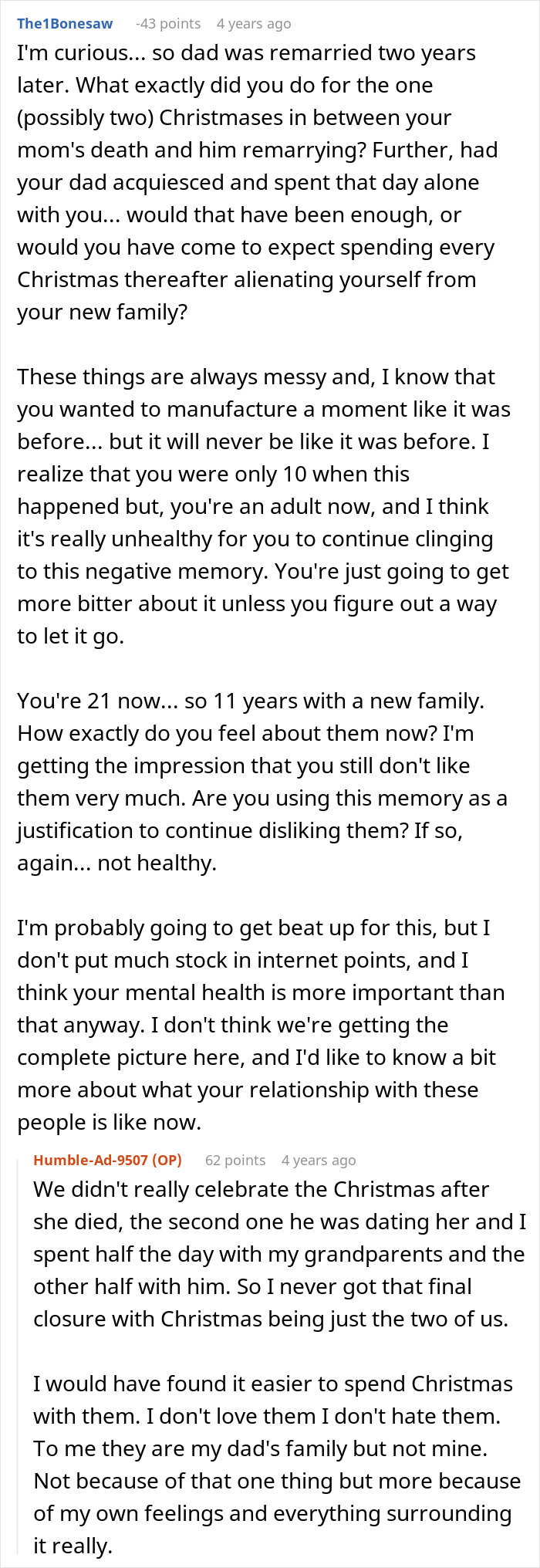 Reddit conversation discussing a selfish dad demanding apology after ruining daughter&rsquo;s Christmas memory.