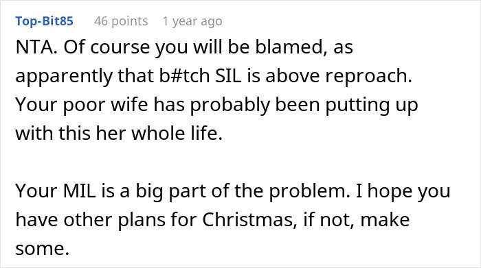 Screenshot of a Reddit comment discussing a husband dragging his wife and kids from Thanksgiving after a sister's tantrum.