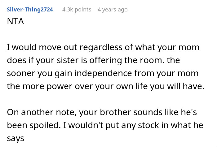 Screenshot of an online comment discussing independence from mom amid conflict over celebrating kids’ birthdays during holidays. Screenshot of an online comment discussing independence from mom amid conflict over celebrating kids’ birthdays during holidays.