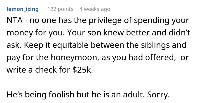 Comment on Reddit discussing future daughter-in-law demanding an $80,000 wedding and wealthy in-laws requesting a prenup.