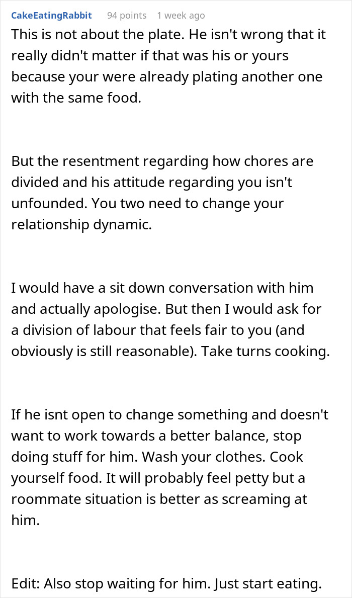 Text advice on relationship chores and dinner expectations, addressing division of labor and changing dynamics.