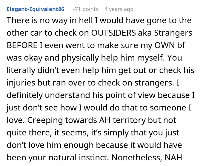 Comment discussing a guy upset his nurse girlfriend prioritized dogs and a baby during a car crash incident.