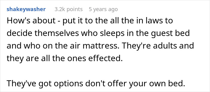 Comment discussing adults deciding who sleeps on guest bed versus air mattress in a family dispute involving pregnant SIL.