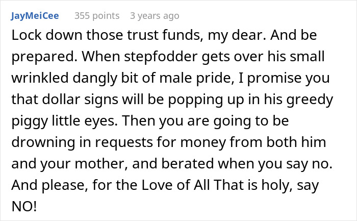 Comment about woman called poor by stepdad accused of flexing wealth after giving stepsiblings cars and cash in a forum post.