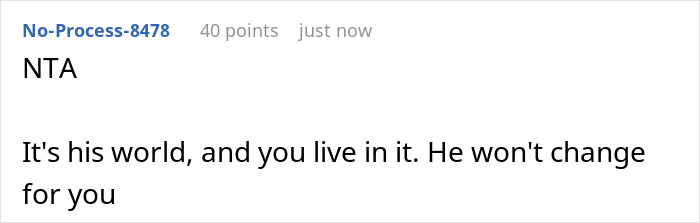Screenshot of an online comment saying "NTA" and discussing a fiance babysitting daughter while hunting.