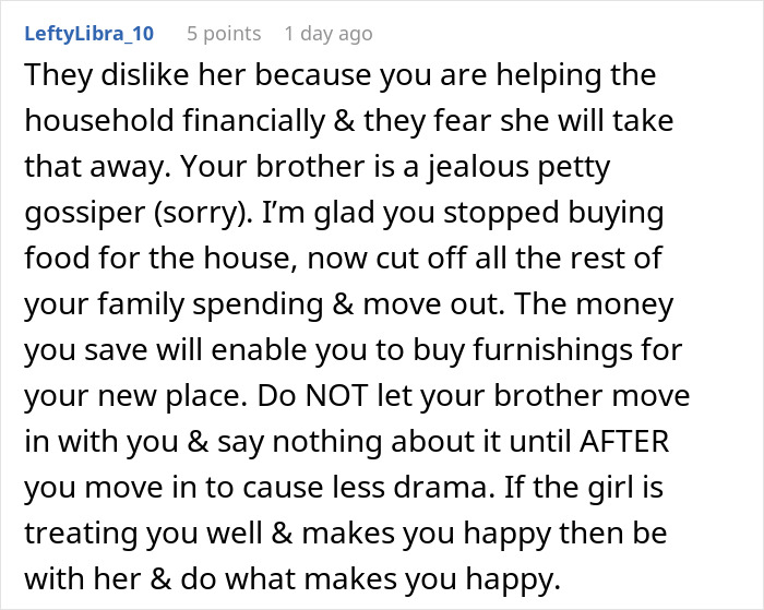 Man Realizes He’s Funding His Family’s Lifestyle After They Can’t Stop Hating On His GF Man Realizes He’s Funding His Family’s Lifestyle After They Can’t Stop Hating On His GF
