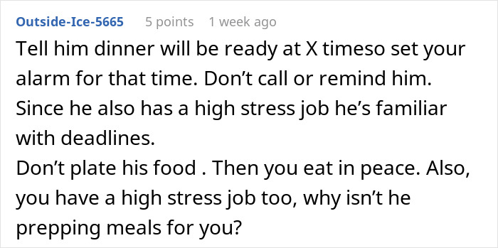 Screenshot of a forum comment discussing a guy leaving domestic chores to his wife and expecting dinner to be served.