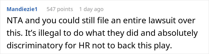 Comment on Reddit discussing hospital&rsquo;s family first vacation policy backfiring as a child-free employee quits before Christmas.