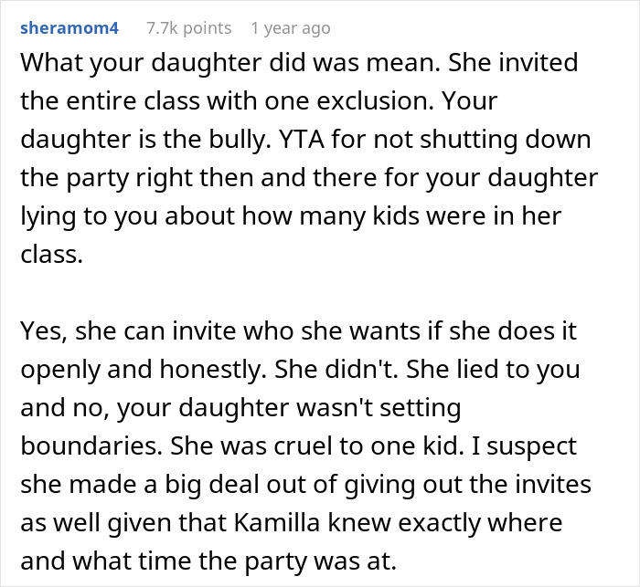 Text comment criticizing a mom for supporting her 13-year-old&rsquo;s mean plan to exclude one girl from a school party.