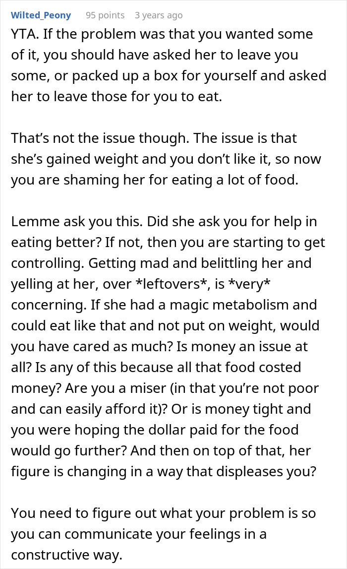 Reddit comment discussing weight gain, controlling behavior, and a man snapping at his girlfriend after eating all the leftovers.