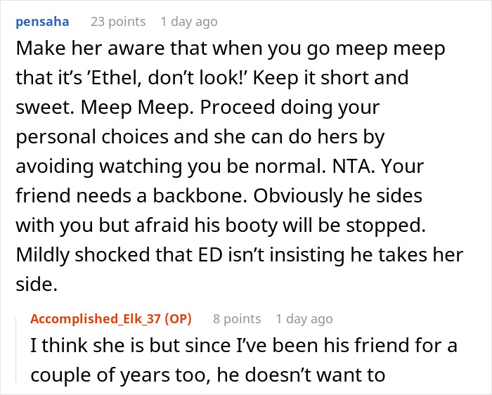 Screenshot of a Reddit conversation discussing a health nut roommate&rsquo;s strict diet triggering an eating disorder (ED) concern.