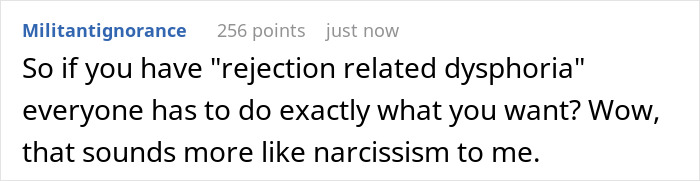 Comment discussing rejection sensitive dysphoria and narcissism in the context of a family disagreement about a wedding.