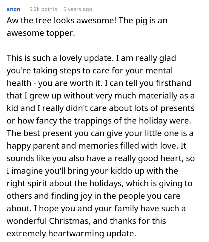 Comment discussing a father wanting to cancel Christmas due to affordability and focusing on love and memories instead.