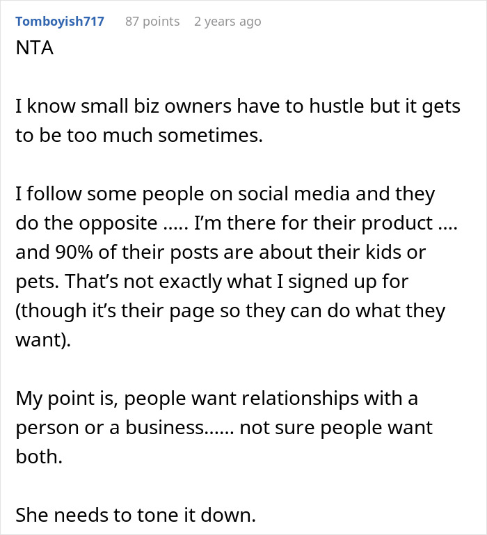 Screenshot of an online discussion about an Etsy artist self-promoting bracelets and coupons at family events. Screenshot of an online discussion about an Etsy artist self-promoting bracelets and coupons at family events.