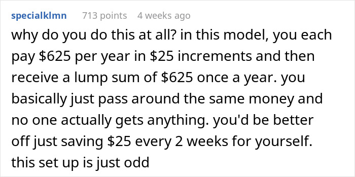 Comment explaining a yearly money exchange model in a family chat discussing birthday money savings.
