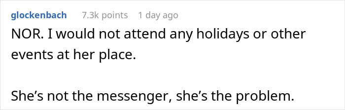 Screenshot of a Reddit comment about skipping Thanksgiving due to family drama after an unhinged text from mom. Screenshot of a Reddit comment about skipping Thanksgiving due to family drama after an unhinged text from mom.