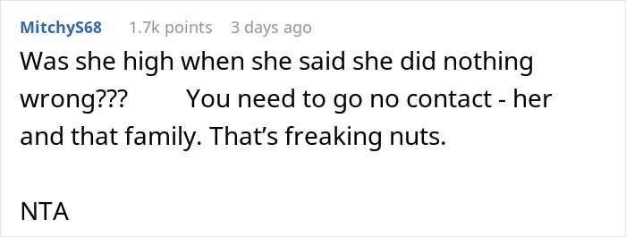 Screenshot of a comment discussing a man kicking out his girlfriend after she secretly went clubbing and lost his car.