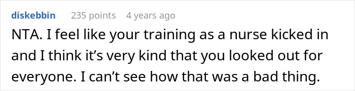 Screenshot of a comment about a nurse girlfriend prioritizing dogs and a baby during a car crash, causing upset.