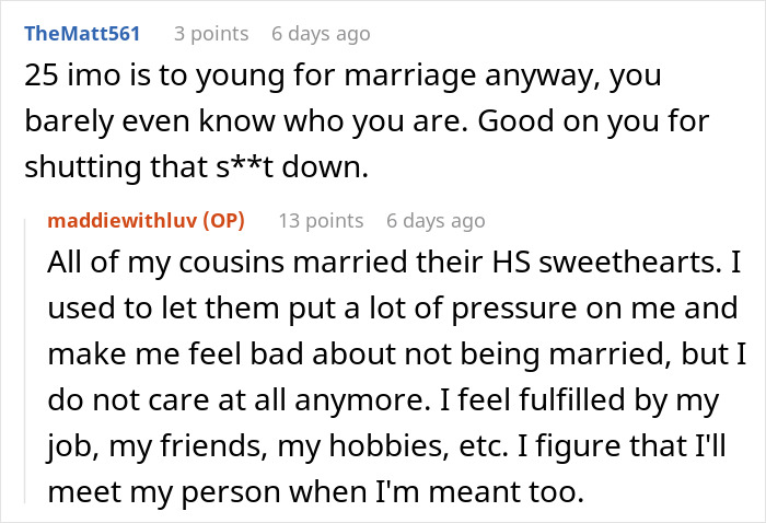 Screenshot of a conversation where family pressures on marriage and childfree cousin&rsquo;s stance during vacation are discussed.