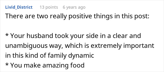 Screenshot of an online comment praising a woman’s husband and her amazing food amid in-laws Thanksgiving conflict. Screenshot of an online comment praising a woman’s husband and her amazing food amid in-laws Thanksgiving conflict.