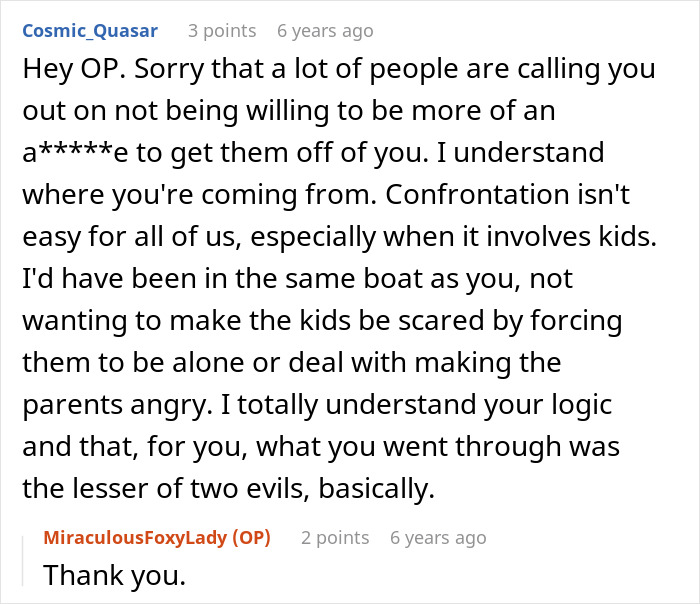 Screenshot of a Reddit conversation discussing entitled parents at a haunted hayride and handling scared kids.