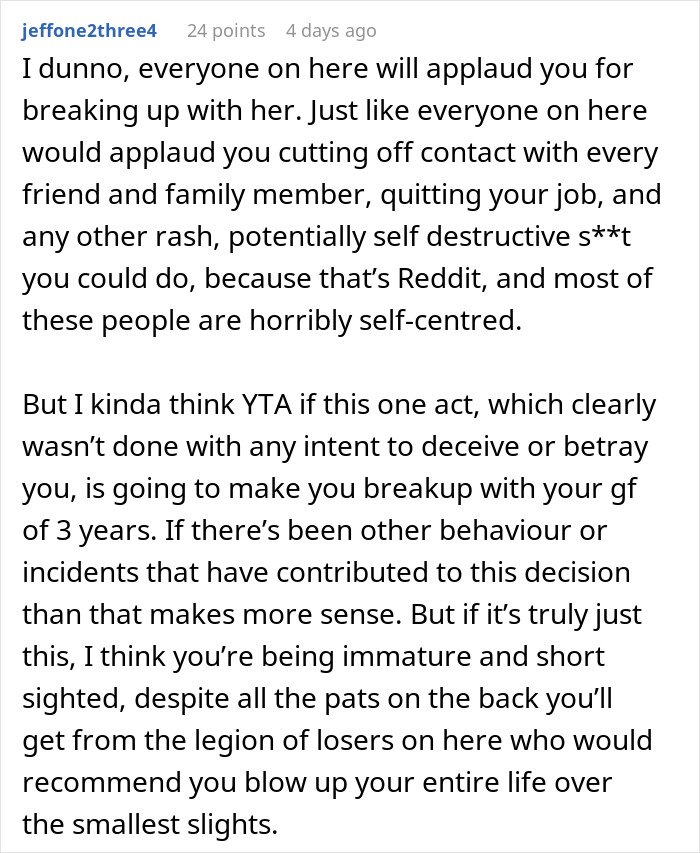 Text post from Reddit discussing a girlfriend kissing another woman and the boyfriend wanting to break up.
