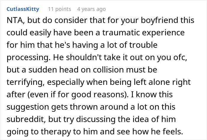 Comment on Reddit about a guy upset his nurse girlfriend prioritized dogs and a baby during a car crash and his trauma processing.