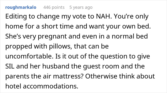 Comment discussing pregnant SIL offended over air mattress sleeping arrangement and couple calling dibs on their room instead.