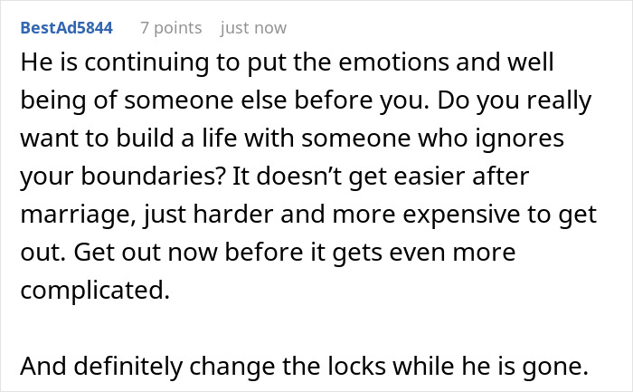 Comment about guy secretly giving sister a key to girlfriend&rsquo;s house causing girlfriend to be furious and him refusing to take it back.