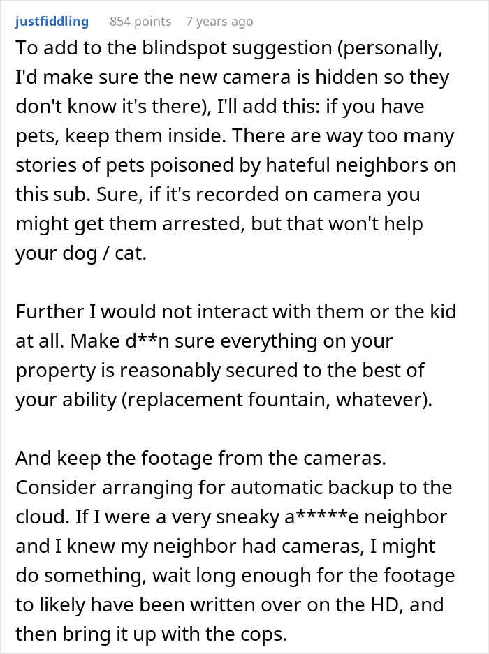 Text of an online comment discussing neighbor disputes and securing property to prevent children using neighbor&rsquo;s yard without asking.