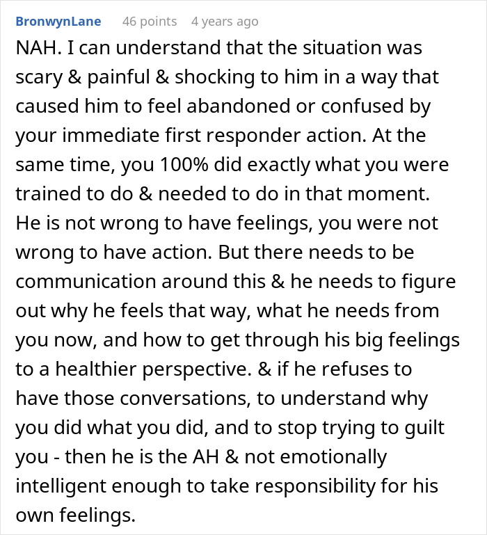 Comment explaining a guy upset his nurse girlfriend prioritized dogs and a baby during a car crash, highlighting emotions and communication.