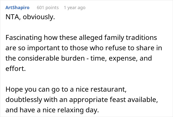 Comment discussing a woman asking for a break from hosting a traditional family Thanksgiving and the family burden involved.