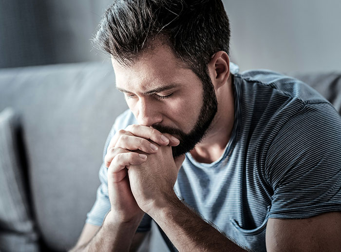 Man Realizes He’s Funding His Family’s Lifestyle After They Can’t Stop Hating On His GF Man Realizes He’s Funding His Family’s Lifestyle After They Can’t Stop Hating On His GF