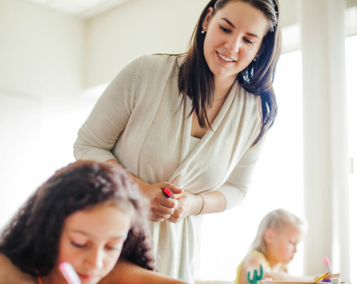 Teacher Who Faked Cancer And Her Own Passing Caught Working With Kids By Former Colleague