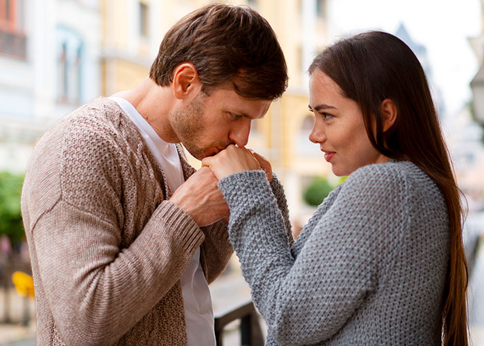 Woman Shocked To Realize She Can&rsquo;t Trust What Her Husband Says As He&rsquo;s A Pathological Liar