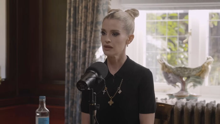 “People Say It's Best ‘If You Never Meet Your Idol’: Share Your Experiences” (43 Stories)