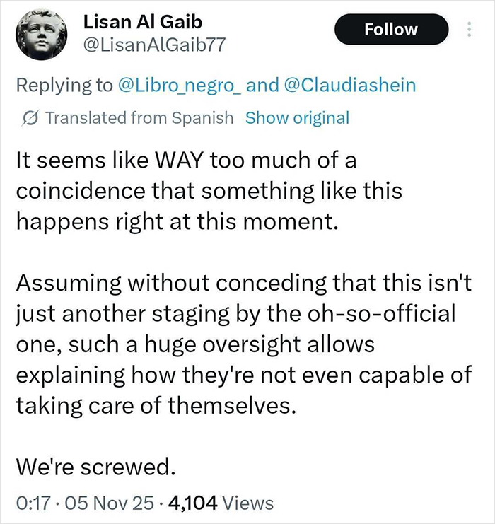 Tweet discussing a controversial moment involving Mexican president and the reality for a lot of women addressing unwanted contact.