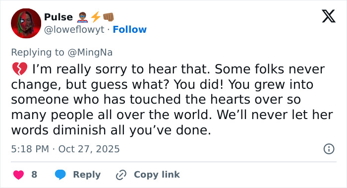 Tweet from Pulse expressing support for actress Ming-Na Wen, referencing insults and her journey as an actor.