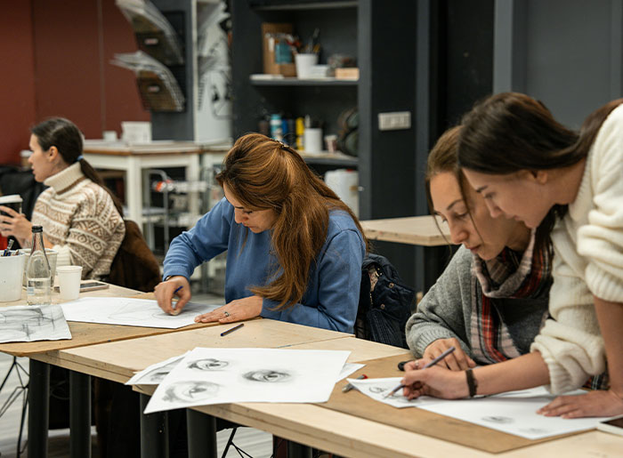 “I’m Sorry, I’m Married”: 30 Times People Misread Social Cues And Created Legendary Cringe