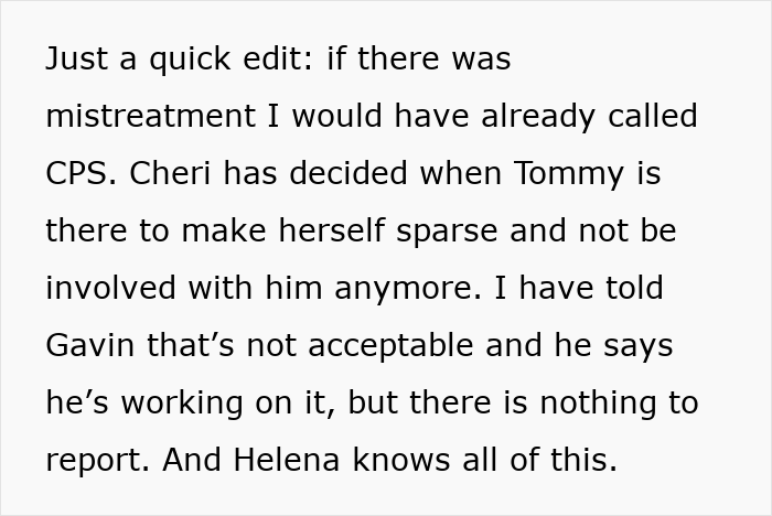 Jealous wife confronts hubby&rsquo;s mom over pictures of his ex in her house, demanding their removal.