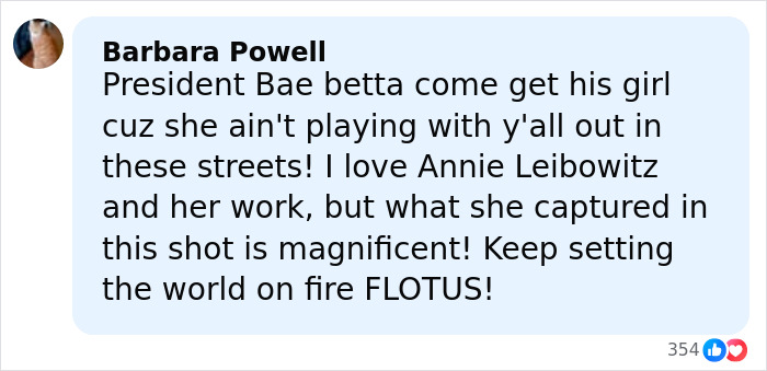 Michelle Obama with ultra-long hair in a casual look, attracting massive online attention and breaking internet trends. Michelle Obama with ultra-long hair in a casual look, attracting massive online attention and breaking internet trends.