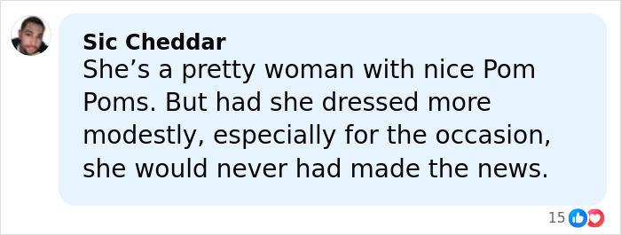 Comment from social media user Sic Cheddar reacting to a stunning woman going viral at Georgia-Texas game.