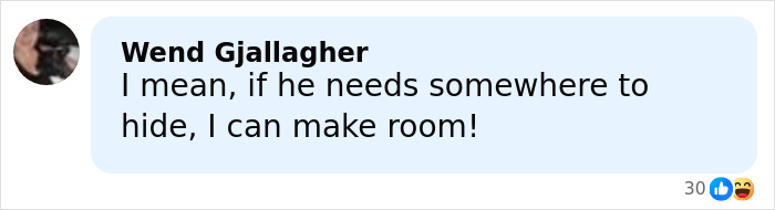 Man&rsquo;s mugshot showing him smiling in handcuffs after rear-ending police officer, becoming viral sensation like Brad Pitt.
